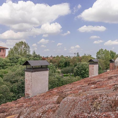 Apartamento Le Stanze Dei Pico Wi-Fi, Netflix E Una Terrazza Unica Sul Tetto Mirandola Exterior foto